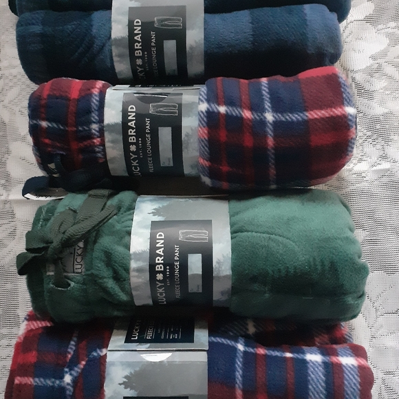 Lucky Brand Fleece Lounge Pants - Picture 4 of 10